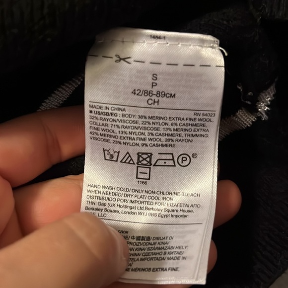 Black and white wool sweater Banana Republic Size S - Picture 3 of 3